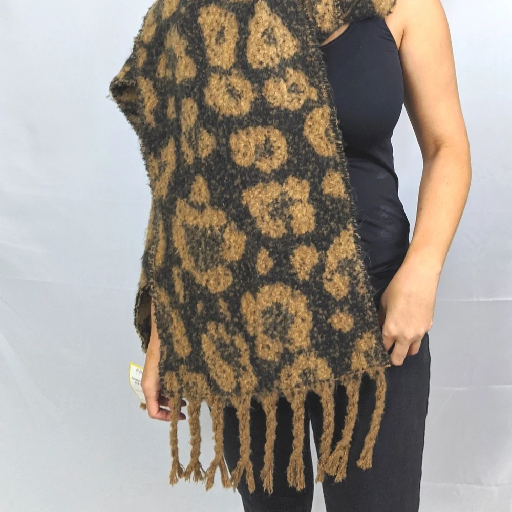 PEACE & PEARLS Animal Print Wrap Scarf ~ NWT